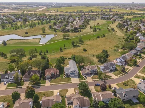 View/Area - 1503 Ironwood Cc Dr, Normal, IL 61761 photo 3 of 13