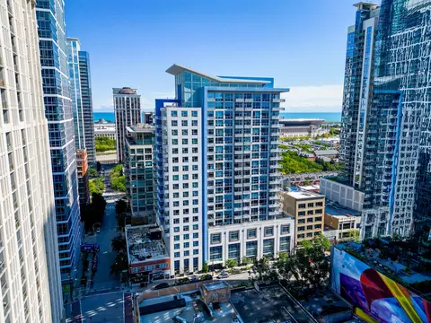 1305 S Michigan Ave #908, Chicago, IL 60605