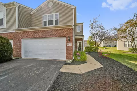 16127 Golfview Dr, Lockport, IL 60441