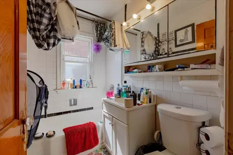 Bath - 2121 S 23 Ave, Broadview, IL 60155 photo 1 of 3