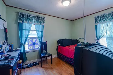 Bedroom - 2121 S 23 Ave, Broadview, IL 60155 photo 1 of 2