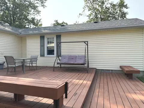 Exterior - 575 E 5th Ave, Clifton, IL 60927 photo 5 of 7