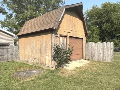 Other - 575 E 5th Ave, Clifton, IL 60927 photo 3 of 3