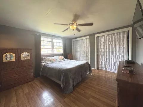 Bedroom - 575 E 5th Ave, Clifton, IL 60927 photo 1 of 4