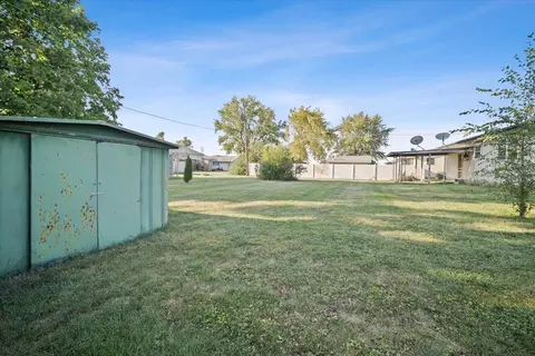 10902 Jane Ln, Bloomington, IL 61705 photo 20