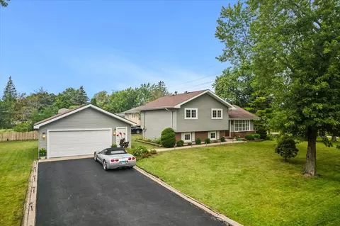 1 N370 West St, Carol Stream, IL 60188