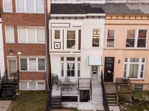 2437 W Grenshaw St, Chicago, IL 60612