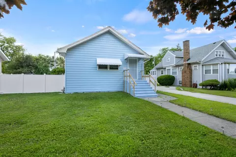 1420 S 17th Ave, Maywood, IL 60153
