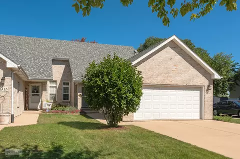 1413 Tiger Lily Ln, Joliet, IL 60435