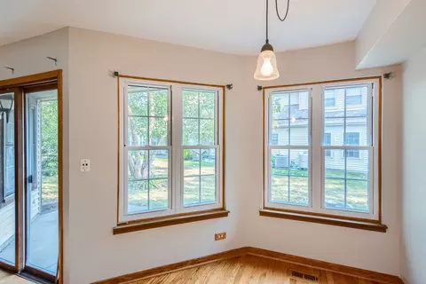 706 Dorset Cir, Wheeling, IL 60090 photo 6