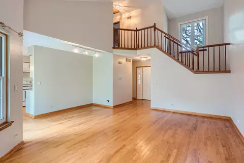 706 Dorset Cir, Wheeling, IL 60090 photo 3