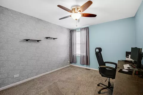 Bedroom - 25918 Derby Dr, Monee, IL 60449 photo 4 of 6