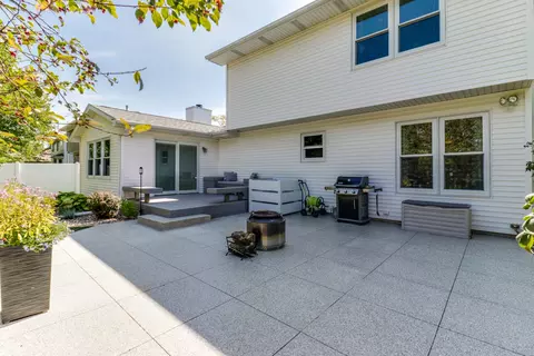 Exterior - 806 Landau Ln, Normal, IL 61761 photo 5 of 11