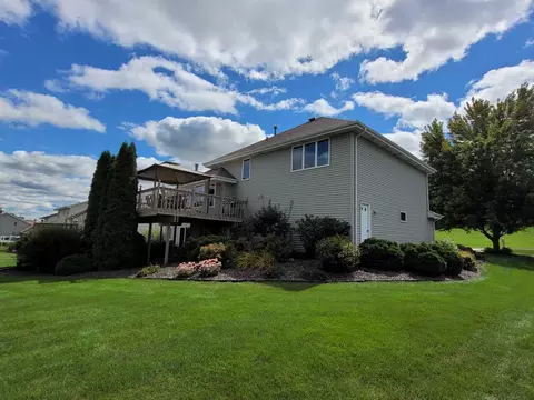 3916 E Whippoorwill Ln, Byron, IL 61010 photo 5