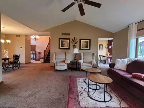 3916 E Whippoorwill Ln, Byron, IL 61010 photo 9