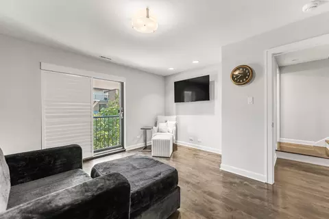 Other - 1304 N Sutton Pl, Chicago, IL 60610 photo 4 of 6