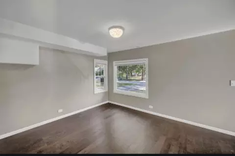 Living - 3235 W 162nd St, Markham, IL 60428 photo 2 of 2