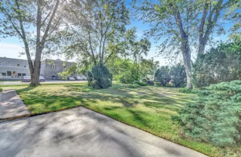Exterior - 3235 W 162nd St, Markham, IL 60428 photo 5 of 5