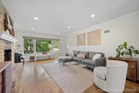 807 Stoddard Ave, Wheaton, IL 60187 photo 6
