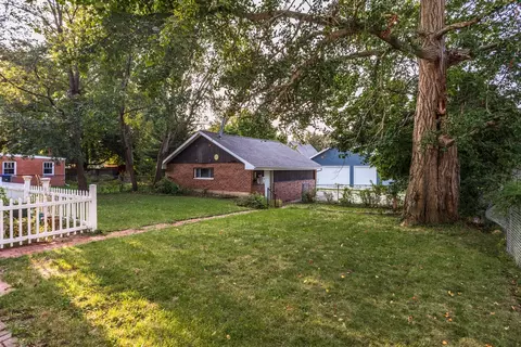1105 E Olive St, Bloomington, IL 61701 photo 37