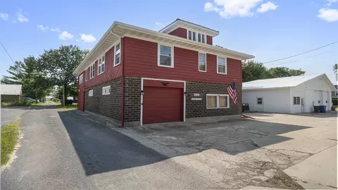 110 E Lincoln Hwy, Franklin Grove, IL 61031
