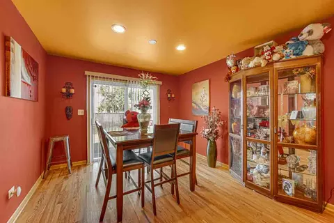 Dining - 3548 173rd St, Lansing, IL 60438 photo 1 of 2