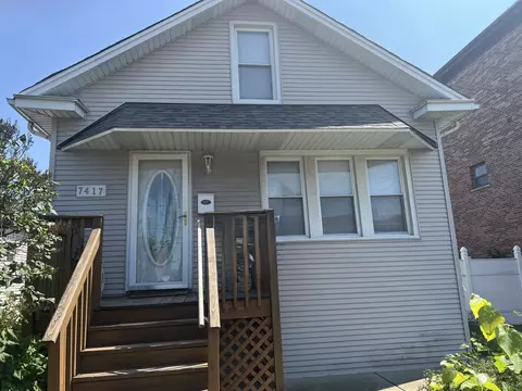 7417 W Fullerton Ave, Elmwood Park, IL 60707