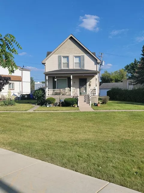 102 W 27th St, Chicago Heights, IL 60411