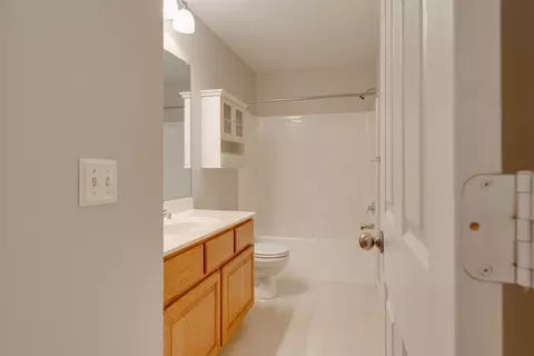 Bath - 1217 Ogelthorpe Ave, Normal, IL 61761 photo 1 of 2