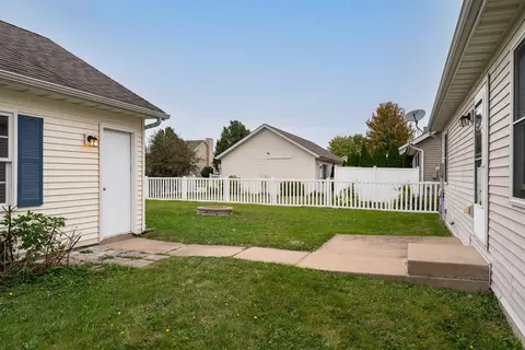 Exterior - 1217 Ogelthorpe Ave, Normal, IL 61761 photo 1 of 4