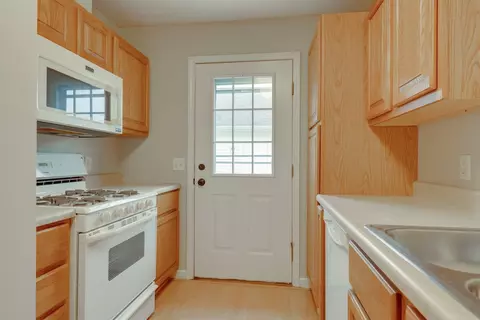 Kitchen - 1217 Ogelthorpe Ave, Normal, IL 61761 photo 2 of 3