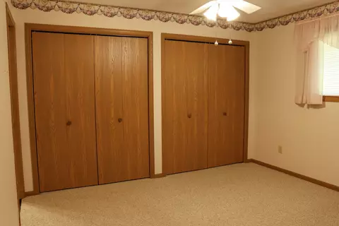 Bedroom - 504 Jenkran Way #1, Morrison, IL 61270 photo 2 of 3