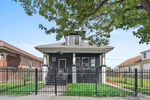 1432 W 72nd St, Chicago, IL 60636