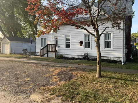 11808 Prairie Ave, Hebron, IL 60034