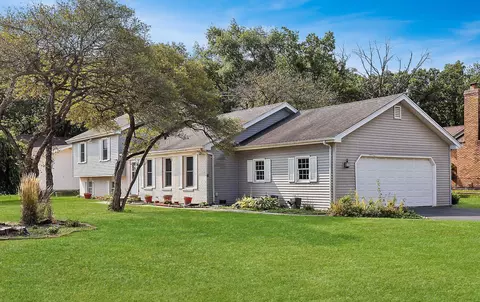 3614 Arthur Rd, Crete, IL 60417