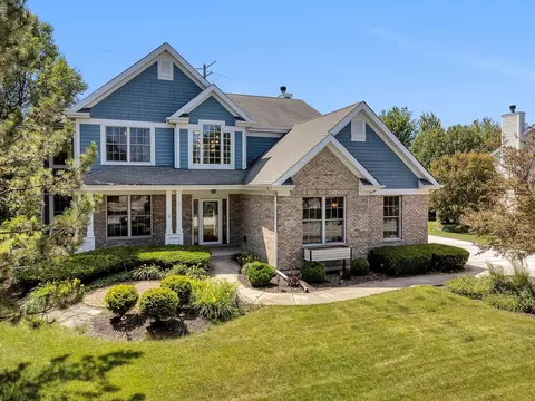 21400 English Dr, Frankfort, IL 60423