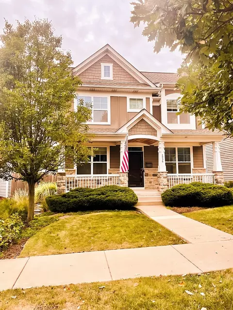 4936 Washington St, Downers Grove, IL 60515
