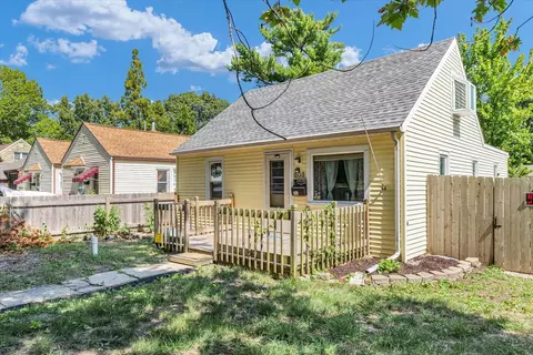 808 S Prairie St, Champaign, IL 61820