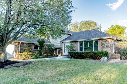 14141 Yorktown Dr, Orland Park, IL 60462