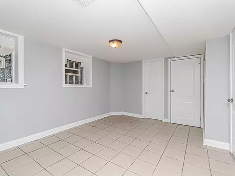 7144 S Champlain Ave, Chicago, IL 60619 photo 14