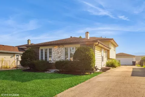 505 Marshall Rd, Bensenville, IL 60106