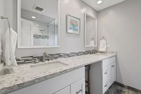 5406 Silent Brook Ln, Rolling Meadows, IL 60008 photo 25