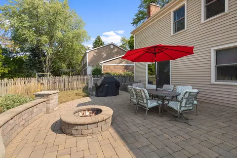 5406 Silent Brook Ln, Rolling Meadows, IL 60008 photo 13