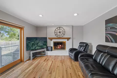 5406 Silent Brook Ln, Rolling Meadows, IL 60008 photo 12