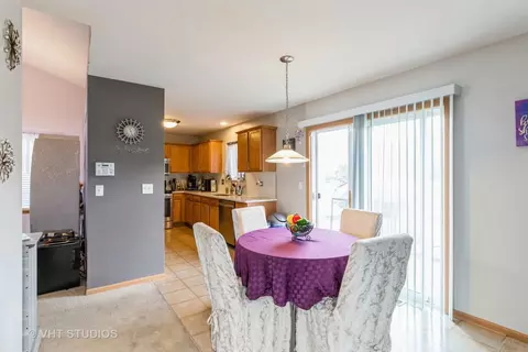 6421 Hummingbird Ln, Matteson, IL 60443 photo 10