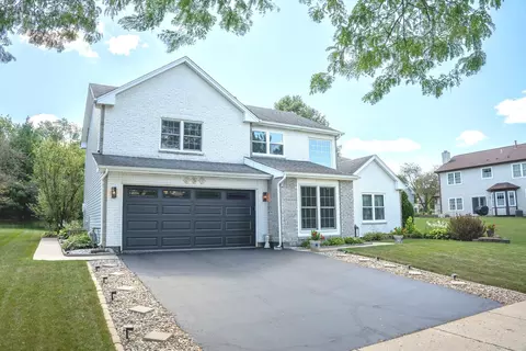 257 Brittany Trl, Elgin, IL 60120 photo 19