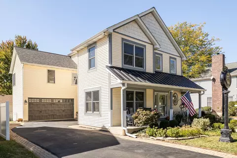 15218 S James St, Plainfield, IL 60544