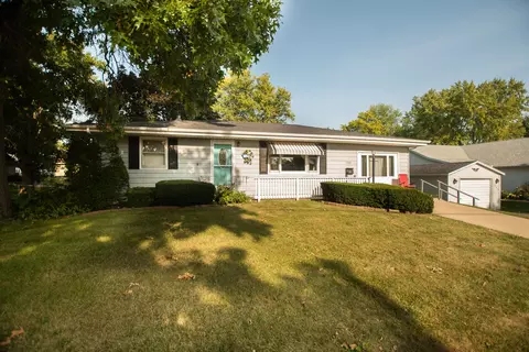 732 N Dixon Ave, Dixon, IL 61021