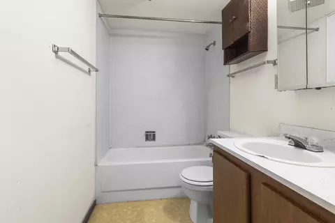 Bath - 1315 Monroe St, Pecatonica, IL 61063 photo 1 of 2