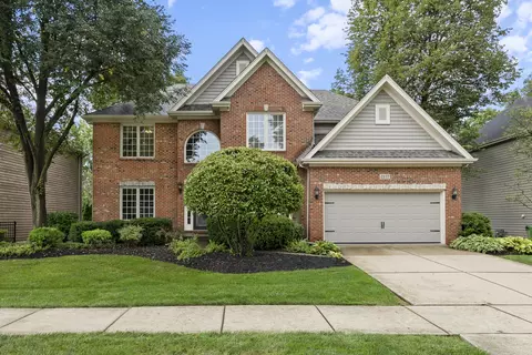 2177 Red Maple Ln, Aurora, IL 60502 photo 2